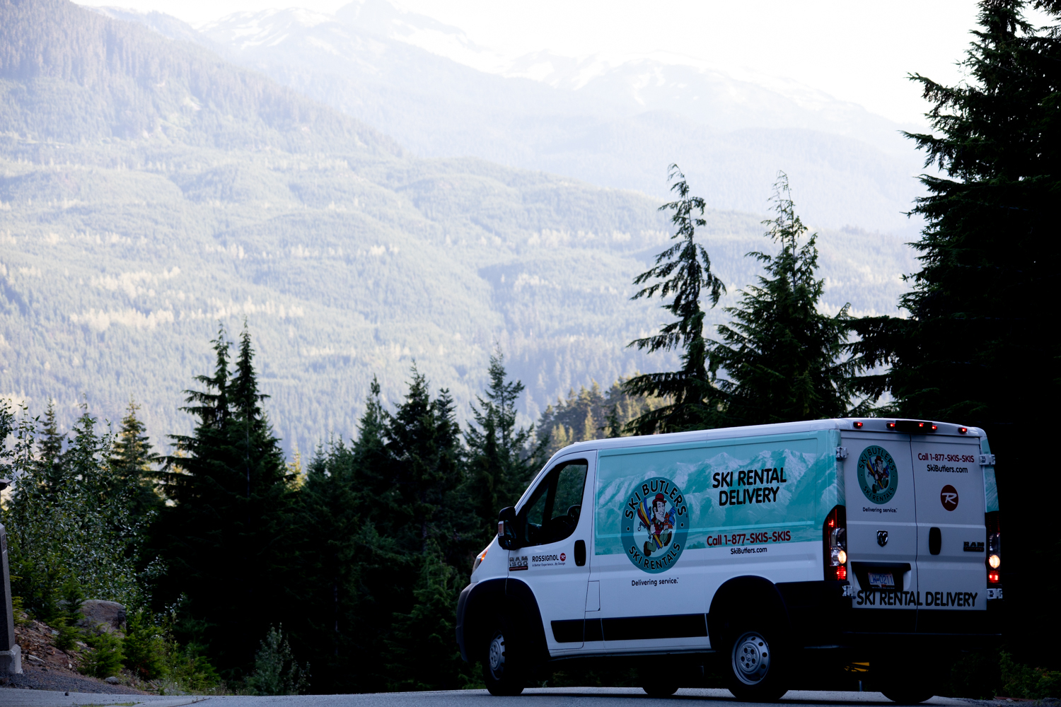 Storing skis in the off season